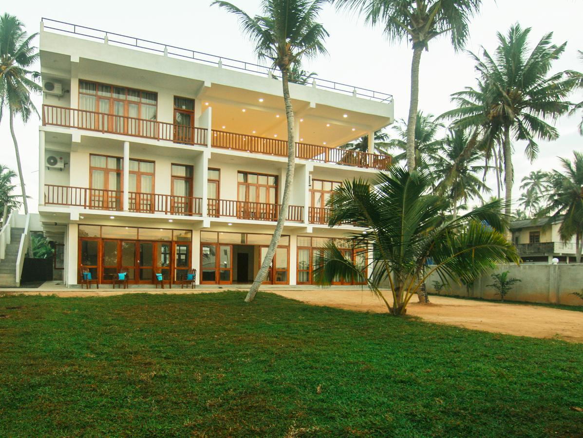 Savenrose Beach Villa Matara Exteriör bild